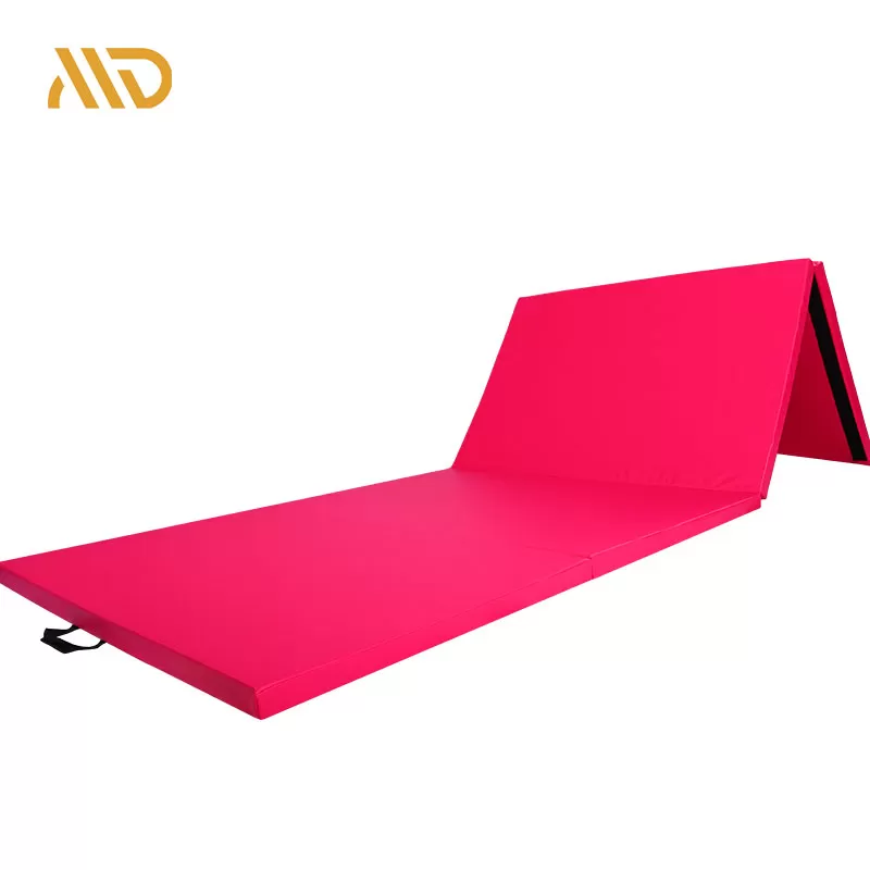 Cuatro esteras de gimnasia plegables